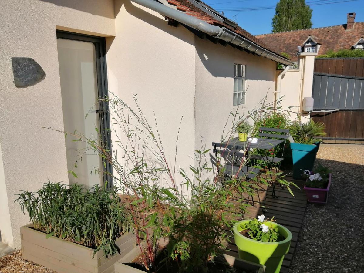 Le Clos du 51 - Chambres d'hôtes Abondant Extérieur photo